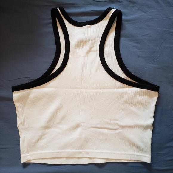 H&M Size M Cropped High Neck Tank with Black Bias - Picture 4 of 6